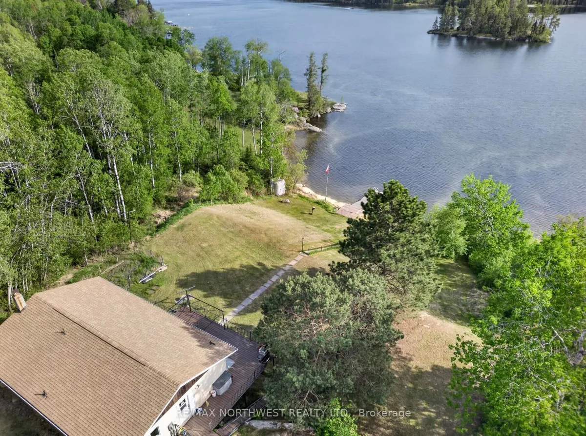 Detached in Kenora