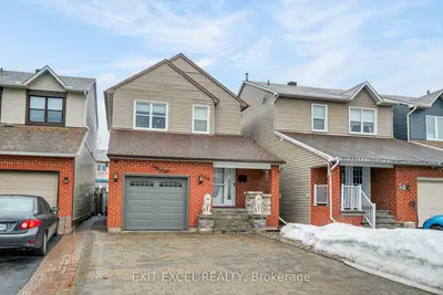 Detached in Hunt Club - South Keys and Area
