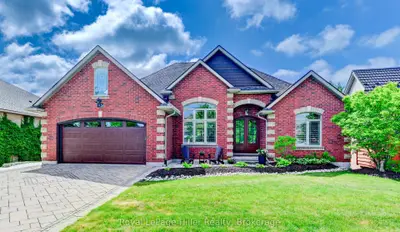 Detached in Stratford