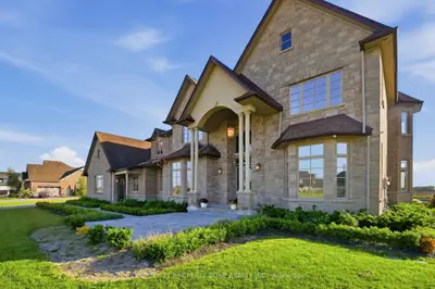 14 Wisteria Lane, Haldimand, On N0a 1r0