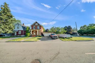 Detached in Cambridge
