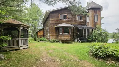 1314 Shebeshekong Road, Carling, On P0g 1g0