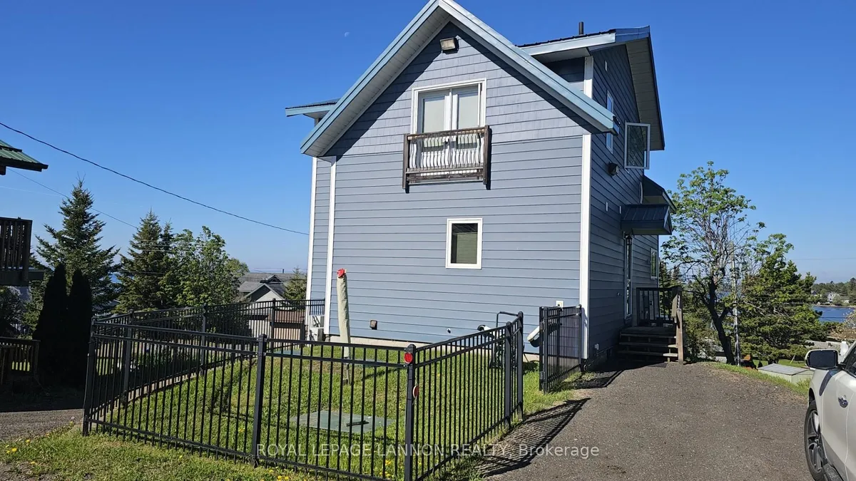 706 East Green Bay Road, Shuniah, On P7a 0h5