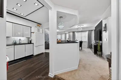 208 Silvercreek Parkway N 213, Guelph, On N1h 8h2