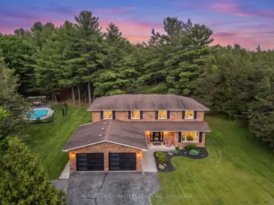Detached in Frontenac