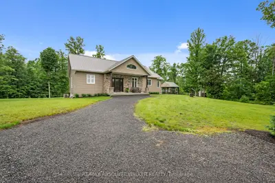 18668 Kenyon Concession 2 Road, North Glengarry, On K0c 1b0
