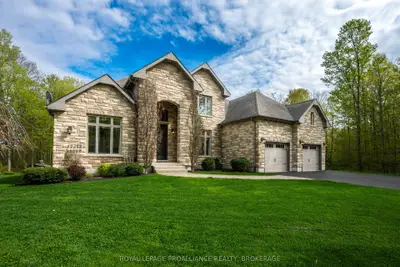 Detached in Kingston