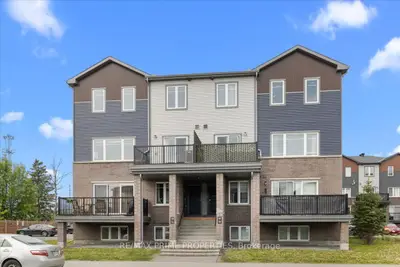 Condo Townhouse in Orleans - Cumberland and Area