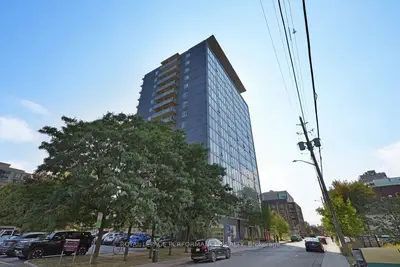 300 Lisgar Street 702, Ottawa Centre, On K2p 0e2
