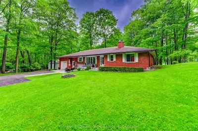 Detached in West Grey