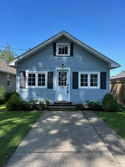 Detached in Fort Erie