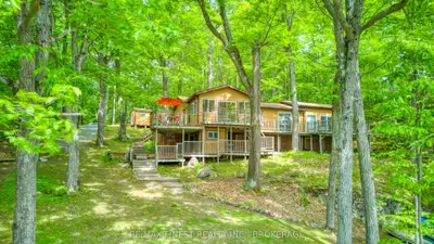 Detached in Frontenac