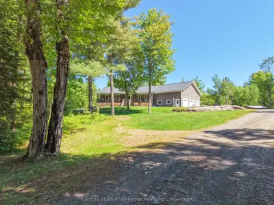Detached in Callander