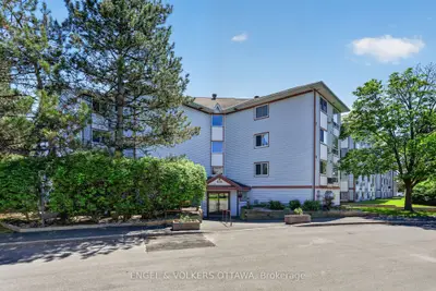 Condo Apartment in Hunt Club - South Keys and Area