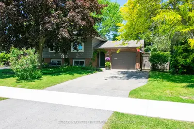 Detached in Welland