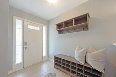 1981 Rollingacres Drive, London North, On N5x 0a8