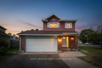 Detached in South of Baseline to Knoxdale