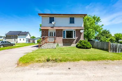 Detached in Pembroke