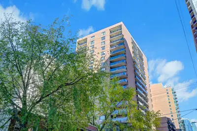 Condo Apartment in Ottawa Centre
