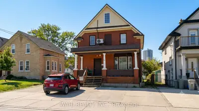Detached in Waterloo