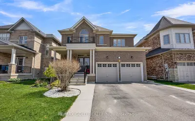 Detached in Woodstock