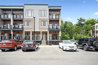 25 Isherwood Avenue C34, Cambridge, On N1r 0e2
