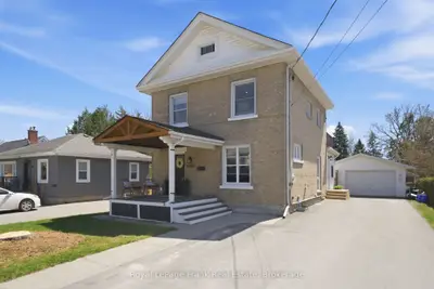 Detached in Kawartha Lakes