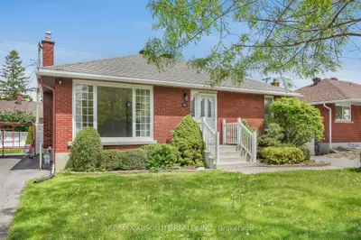 Detached in Overbrook - Castleheights and Area