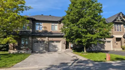 Att/Row/Townhouse in Kanata