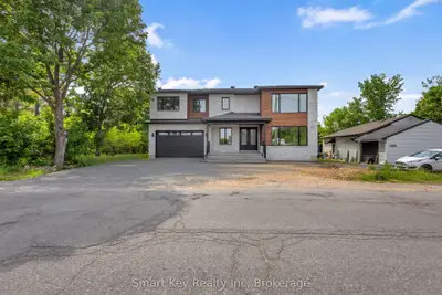 Duplex in Stittsville - Munster - Richmond