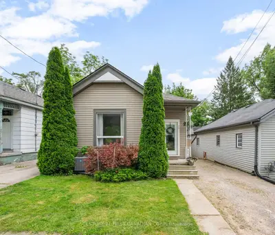 Detached in London South