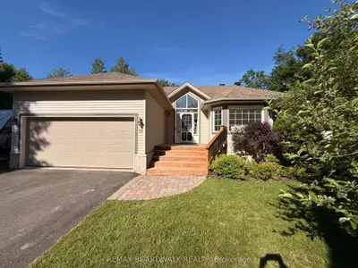 Detached in North Grenville