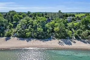 Detached in Plympton-Wyoming