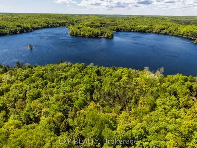 686 East Fox Lake Road, Huntsville, On P1h 2j2