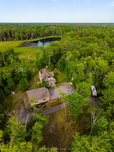 1289 Purbrook Road, Bracebridge, On P1l 1x3