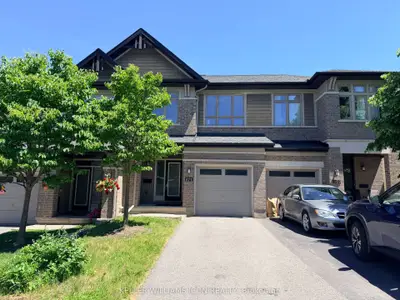 Att/Row/Townhouse in Kanata