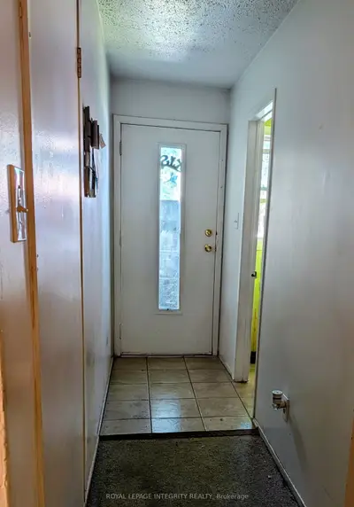 1332 Foxwell Street 83, Cyrville - Carson Grove - Pineview, On K1b 5j2