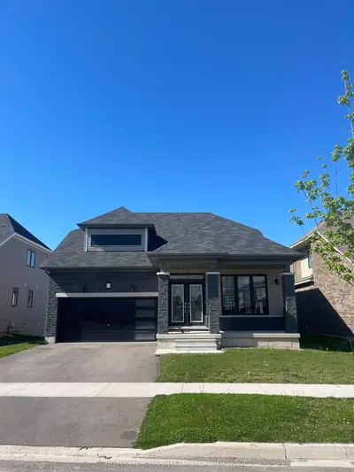 Detached in Thorold