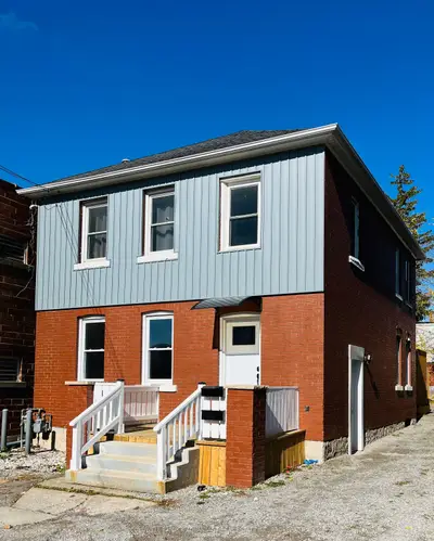 Duplex in Welland