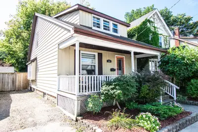 116 Lowell Avenue, St. Catharines, On L2r 2e2