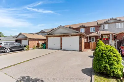 Att/Row/Townhouse in Kitchener