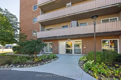 1106 Jalna Boulevard 302, London South, On N6e 2r9