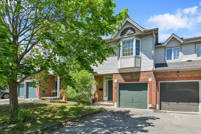 Att/Row/Townhouse in Alta Vista and Area
