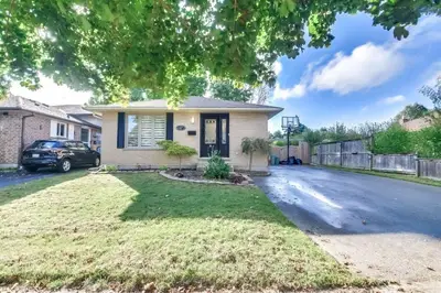 Detached in London East
