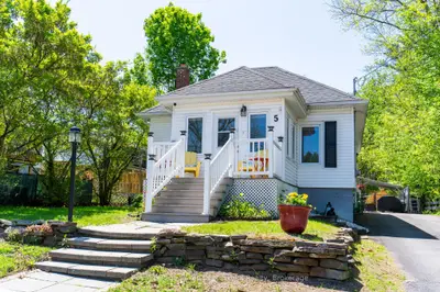 Detached in Huntsville