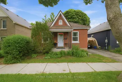 12 Brunswick Street N, Brantford, On N3t 1e7