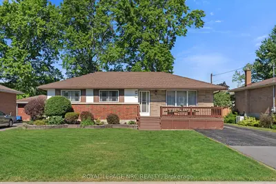 Detached in Welland