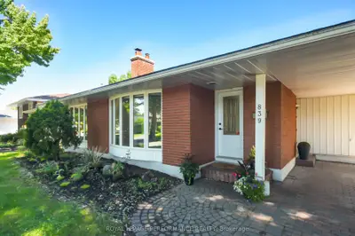839 Nicholson Avenue, Billings Bridge - Riverside Park And Area, On K1v 6n4