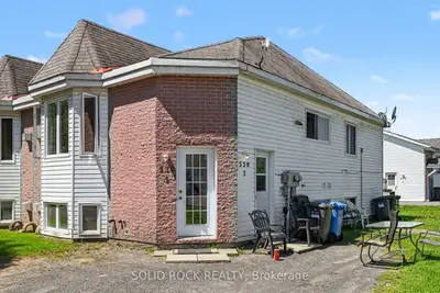 530 Mario Street, Hawkesbury, On K6a 3v4