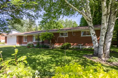 Detached in Chatsworth